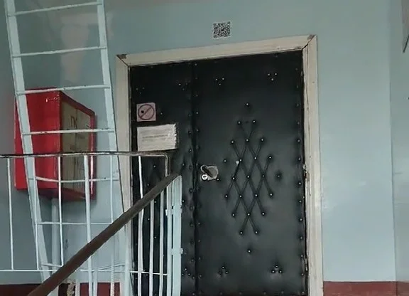 «Прасцей з’ездзіць у Турцыю». Гродзенку здзівілі чэргі на пратэзаванне на некалькі гадоў наперад і размяшчэнне стаматалогіі