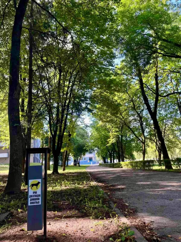 В Гродно установили контейнеры для уборки за собаками на выгуле