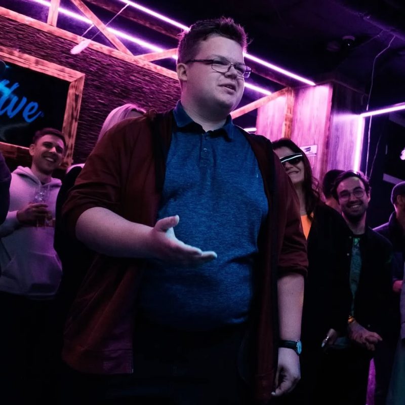 «Я как продавец ночнушек, мне нужны большие бабки». Ролики рэпера из Гродно вирусятся в TikTok