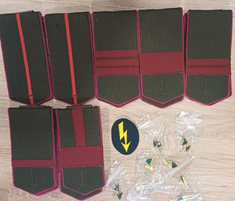 Беларус вёз у Літву шапку-вушанку з савецкай сімволікай - рэчы забралі на мяжы