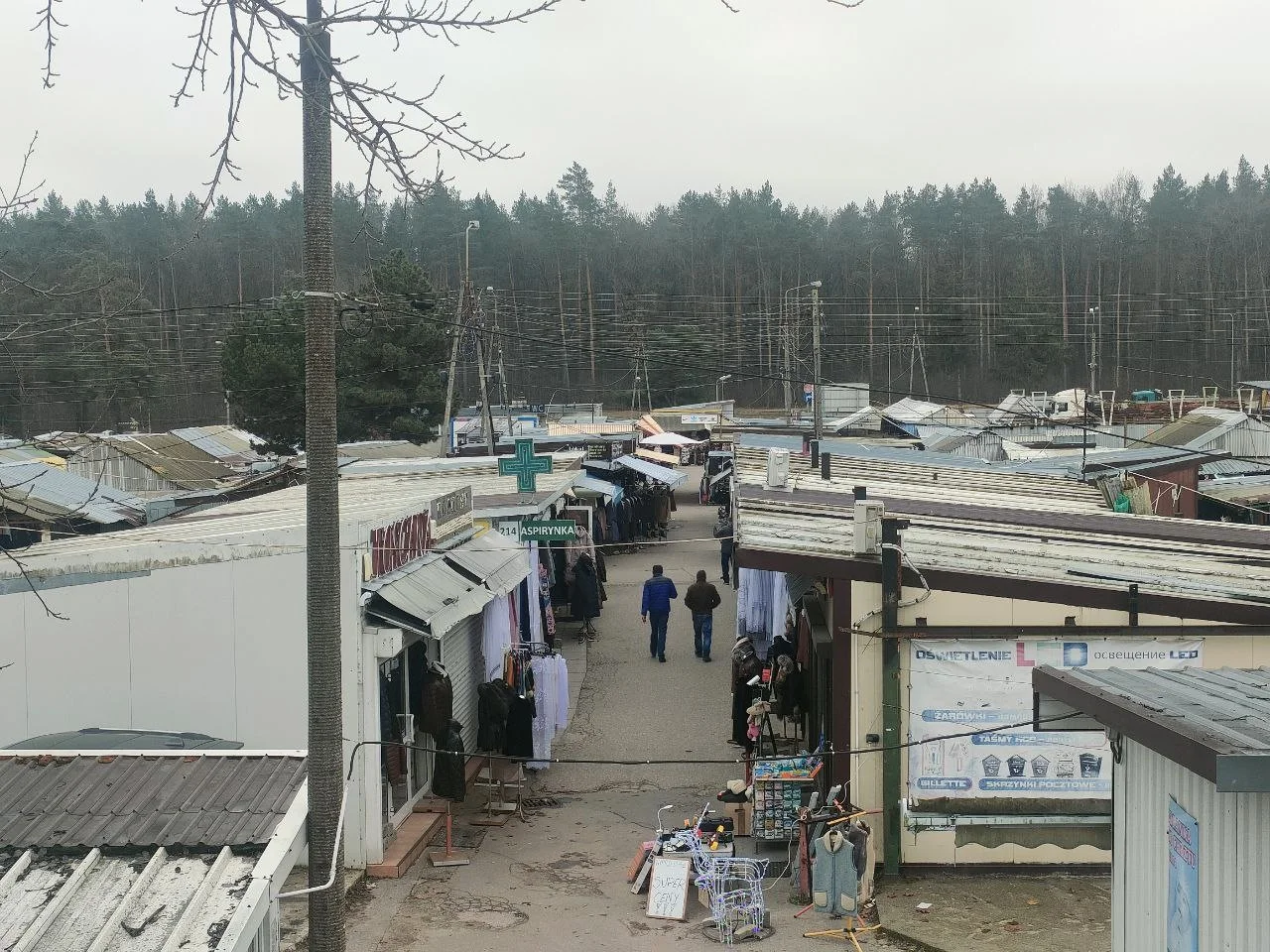 «Без беларусаў цяжка». Як Кавалерыйскі рынак у Беластоку (не) ажывае пасля адкрыцця межаў