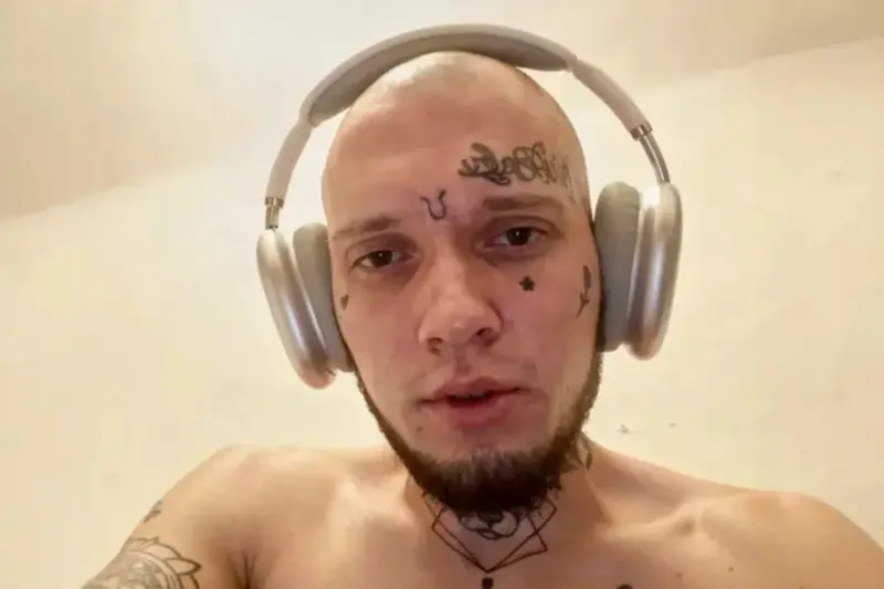 23-летний рэпер из Островца погиб на войне в Украине. Он недолго повоевал на стороне России Герман Островец война