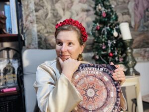 С Окрестина - в Forbes. Белоруска продавала в Чехии замки, а теперь учит, как стать аристократом Наталья Маковик. Фот из архива героини (4)