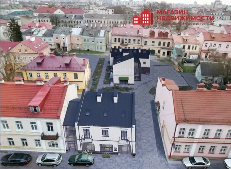 В историческом центре Гродно продается недостроенное здание. Вот как с ним изменится центр 