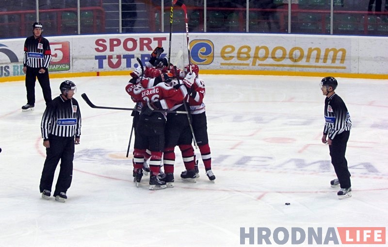 Фінал Кубка Салея: "Нёман" і "Юнацтва" паказалі ў Гродне захапляльны трылер Фінал Кубка Салея: "Нёман" і "Юнацтва" паказалі ў Гродне захапляльны трылер
