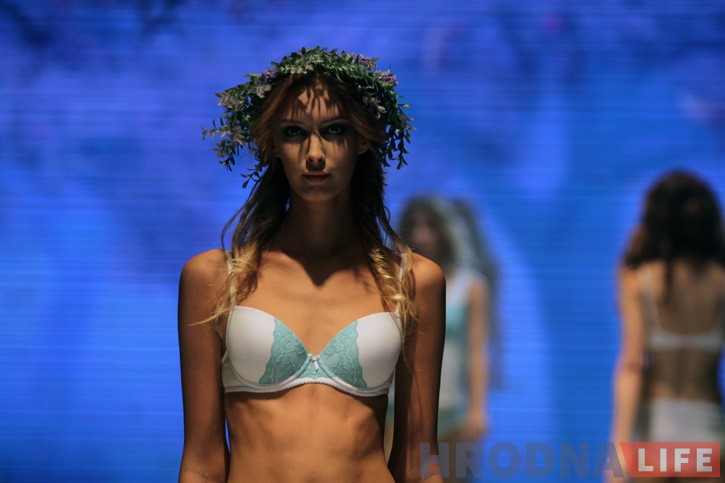 Grodno Fashion Show 2016: этна-матывы, шубы ды чарнаскурыя мадэлі Grodno Fashion Show 2016: этна-матывы, шубы ды чарнаскурыя мадэлі