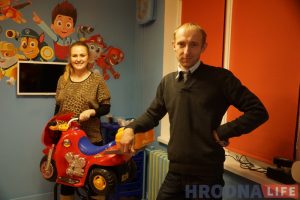 Стрыжка на матацыкле, аквагрым і манікюр. У Гродне адкрыецца першая дзіцячая цырульня “Падстрыгулькі” Стрыжка на матацыкле, аквагрым і манікюр. У Гродне адкрыецца першая дзіцячая цырульня “Падстрыгулькі”