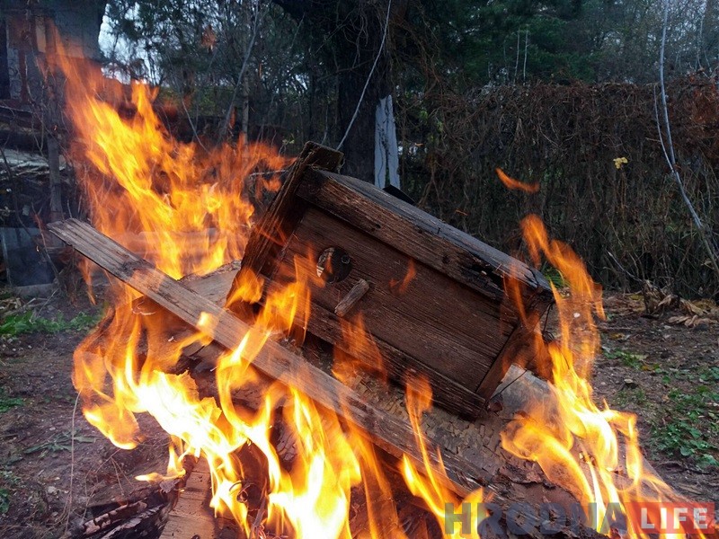 "Сядзяць і плачуць". Як пенсіянеры на Фолюшы рыхтуюцца да зносу нелегальных агародаў "Сядзяць і плачуць". Як пенсіянеры на Фолюшы рыхтуюцца да зносу нелегальных агародаў