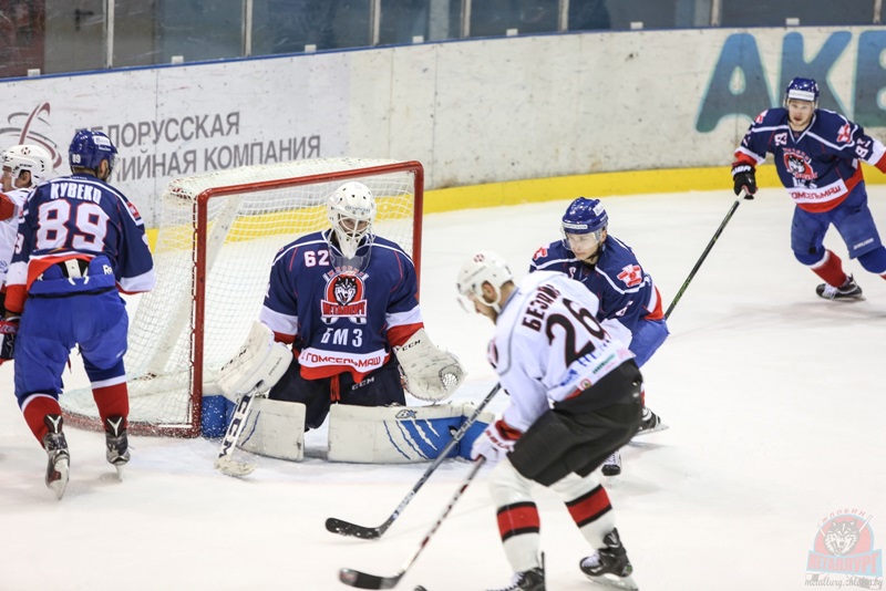 Хакеісты "Нёмана" працягваюць пераможную серыю. На гэты раз абыграны "Металург" Хакеісты "Нёмана" працягваюць пераможную серыю. На гэты раз абыграны "Металург"