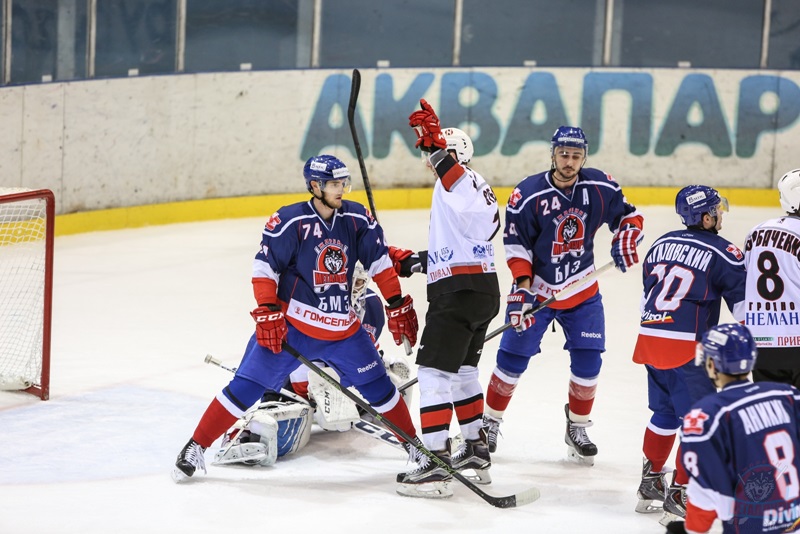 Хакеісты "Нёмана" працягваюць пераможную серыю. На гэты раз абыграны "Металург" Хакеісты "Нёмана" працягваюць пераможную серыю. На гэты раз абыграны "Металург"