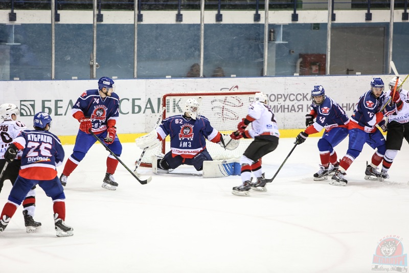 Хакеісты "Нёмана" працягваюць пераможную серыю. На гэты раз абыграны "Металург" Хакеісты "Нёмана" працягваюць пераможную серыю. На гэты раз абыграны "Металург"