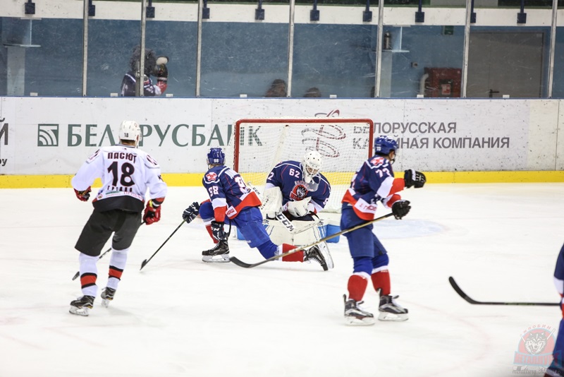 Хакеісты "Нёмана" працягваюць пераможную серыю. На гэты раз абыграны "Металург" Хакеісты "Нёмана" працягваюць пераможную серыю. На гэты раз абыграны "Металург"