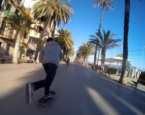 Гродзенскія скейтары апрабавалі вядомыя споты Барселоны