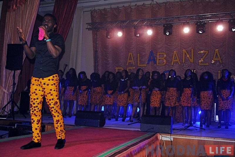 Афрыканскія студэнты з усёй Беларусі сабраліся ў Гродне разам праслаўляць Бога Афрыканскія студэнты з усёй Беларусі сабраліся ў Гродне разам праслаўляць Бога