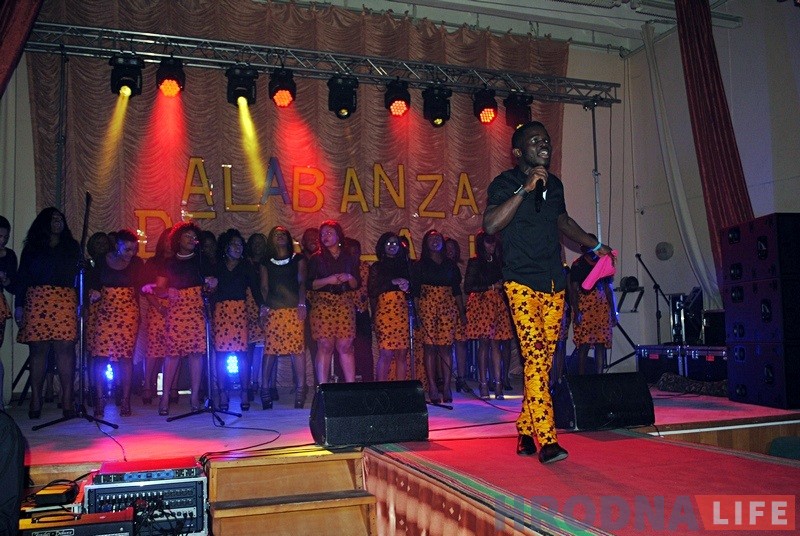 Афрыканскія студэнты з усёй Беларусі сабраліся ў Гродне разам праслаўляць Бога Афрыканскія студэнты з усёй Беларусі сабраліся ў Гродне разам праслаўляць Бога