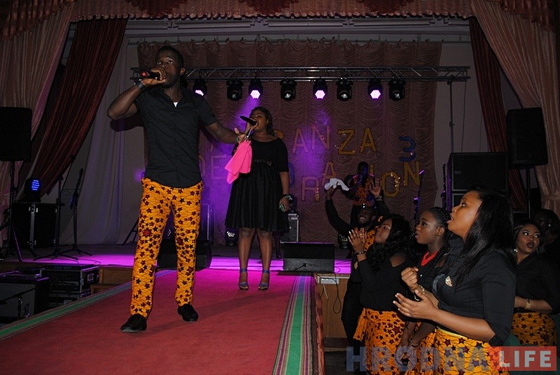 Афрыканскія студэнты з усёй Беларусі сабраліся ў Гродне разам праслаўляць Бога Афрыканскія студэнты з усёй Беларусі сабраліся ў Гродне разам праслаўляць Бога