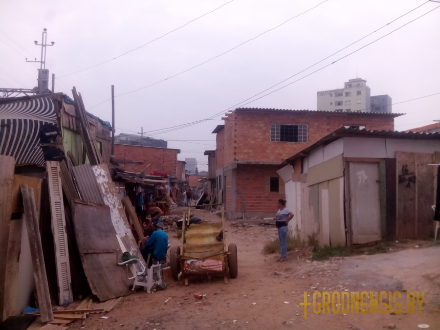 “Я знайшоў сябе ў працы з убогімі". Выпускнік Гродзенскай духоўнай семінарыі пра місію ў Бразіліі “Я знайшоў сябе ў працы з убогімі". Выпускнік Гродзенскай духоўнай семінарыі пра місію ў Бразіліі