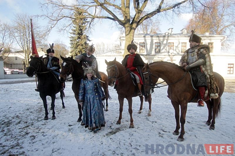 "Баторый - наша агульная гісторыя". Польскія гусары нагадалі гродзенцам пра караля "Баторый - наша агульная гісторыя". Польскія гусары нагадалі гродзенцам пра караля