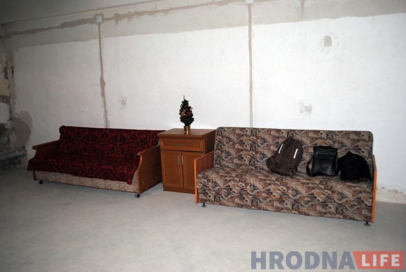 Арт-прастора, дабрачыннасць і вызваленне ад хлама. У Гродне адкрыўся "Склад 95" Арт-прастора, дабрачыннасць і вызваленне ад хлама. У Гродне адкрыўся "Склад 95"