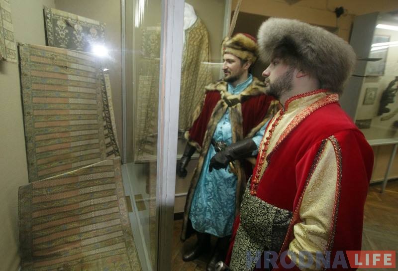 "Баторый - наша агульная гісторыя". Польскія гусары нагадалі гродзенцам пра караля "Баторый - наша агульная гісторыя". Польскія гусары нагадалі гродзенцам пра караля