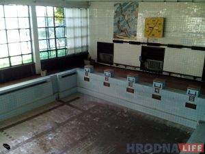 Закінуты басейн "Лазурный" ніхто не хоча купляць нават са зніжкай 80% Закінуты басейн "Лазурный" ніхто не хоча купляць нават са зніжкай 80%