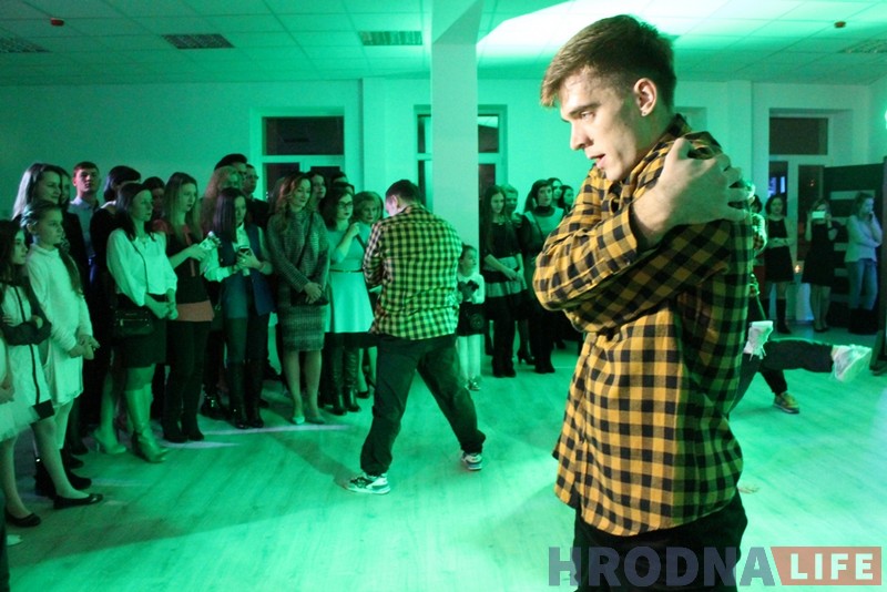 Ад школы фітнесу і танца да курса робататэхнікі. У Гродне адкрылася арт-пляцоўка “Пятніца” Ад школы фітнесу і танца да курса робататэхнікі. У Гродне адкрылася арт-пляцоўка “Пятніца”