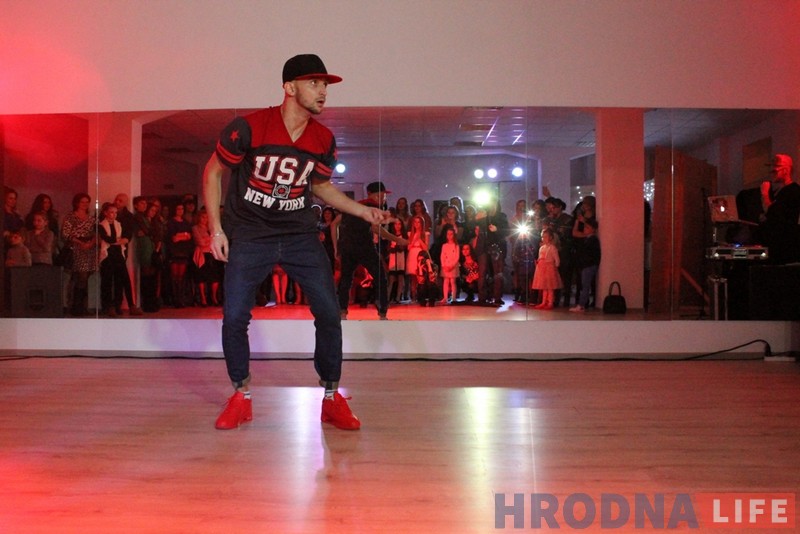 Ад школы фітнесу і танца да курса робататэхнікі. У Гродне адкрылася арт-пляцоўка “Пятніца” Ад школы фітнесу і танца да курса робататэхнікі. У Гродне адкрылася арт-пляцоўка “Пятніца”