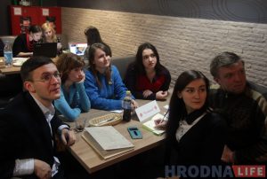 Узгадаць культуру, выйграць торцік. У Гродне прайшоў першы беларускі паб-квіз