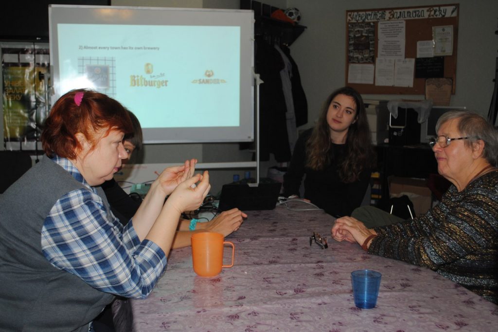 Валанцёрка з Германіі будзе дапамагаць настаўнікам у гродзенскай школе