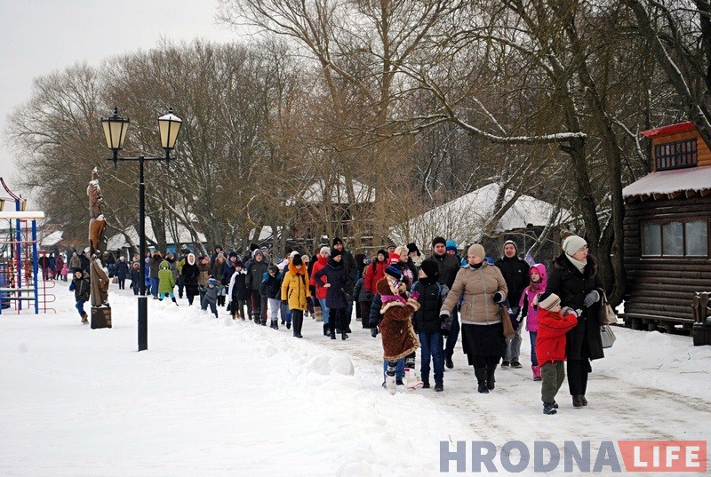 Скейт, самакат, канькі і не толькі. Дабрачыннае таварыства выканала жаданні гродзенскіх дзяцей Скейт, самакат, канькі і не толькі. Дабрачыннае таварыства выканала жаданні гродзенскіх дзяцей