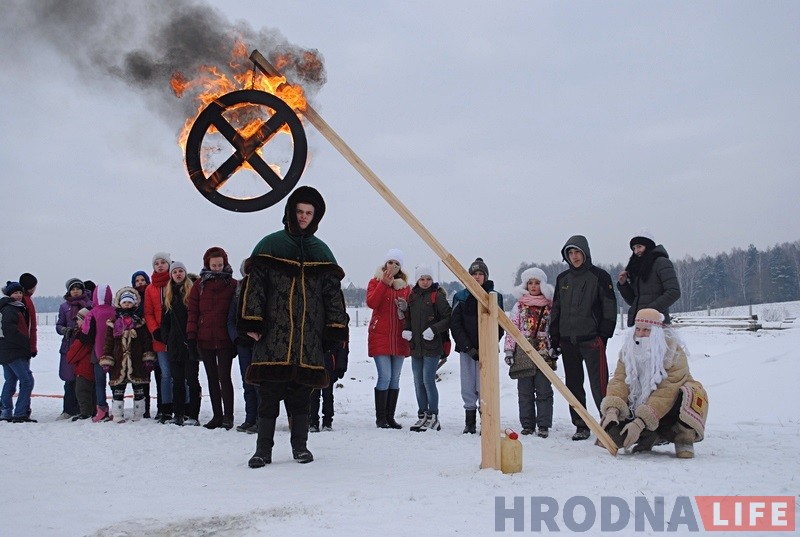 Скейт, самакат, канькі і не толькі. Дабрачыннае таварыства выканала жаданні гродзенскіх дзяцей Скейт, самакат, канькі і не толькі. Дабрачыннае таварыства выканала жаданні гродзенскіх дзяцей