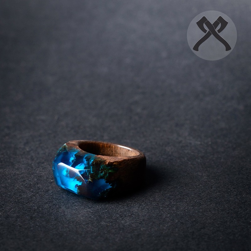 "Глядзяць і школьніцы, і брутальныя мужыкі". Гродзенскі рамеснік праз YouTube папулярызуе свае вырабы "Глядзяць і школьніцы, і брутальныя мужыкі". Гродзенскі рамеснік праз YouTube папулярызуе свае вырабы