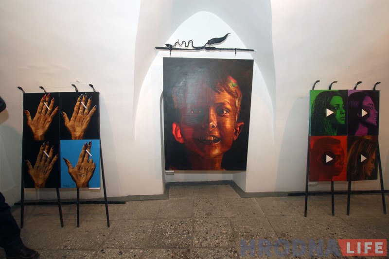 “Міміка” Сяргея Грыневіча адкрылася ў галерыі “Тызэнгаўз” “Міміка” Сяргея Грыневіча адкрылася ў галерыі “Тызэнгаўз”