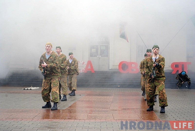 23 лютага наступіла на Савецкай плошчы на пяць дзён раней 23 лютага наступіла на Савецкай плошчы на пяць дзён раней