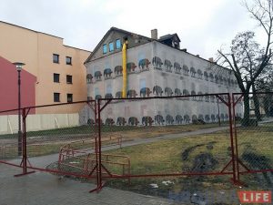 Восенню 2017 года каля дома Мураўёва з'явіцца чатырохзоркавая гасцініца