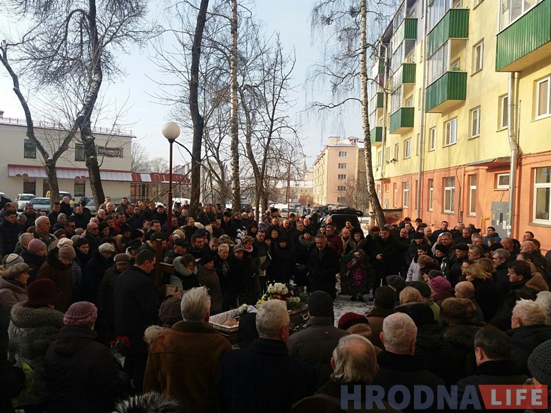 Гродна развітваецца з краязнаўцам Віктарам Саяпіным Гродна развітваецца з краязнаўцам Віктарам Саяпіным