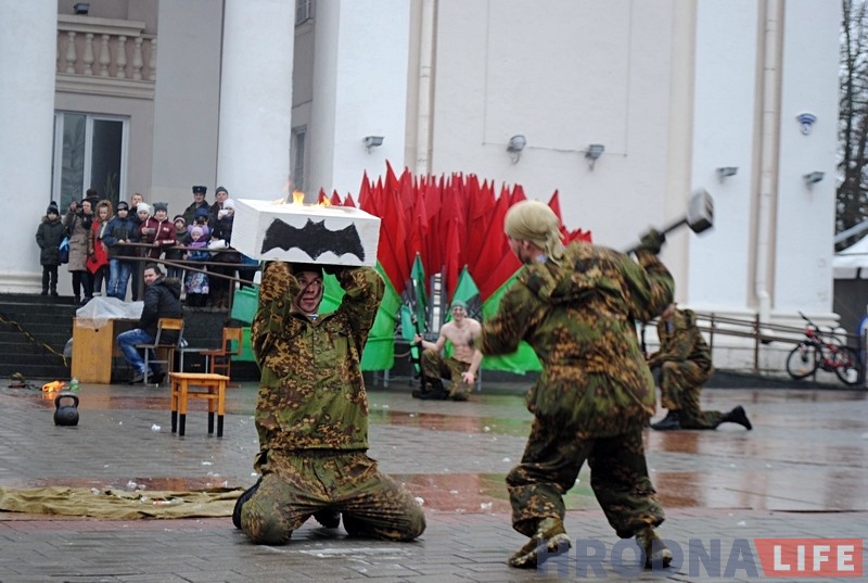 23 лютага наступіла на Савецкай плошчы на пяць дзён раней 23 лютага наступіла на Савецкай плошчы на пяць дзён раней