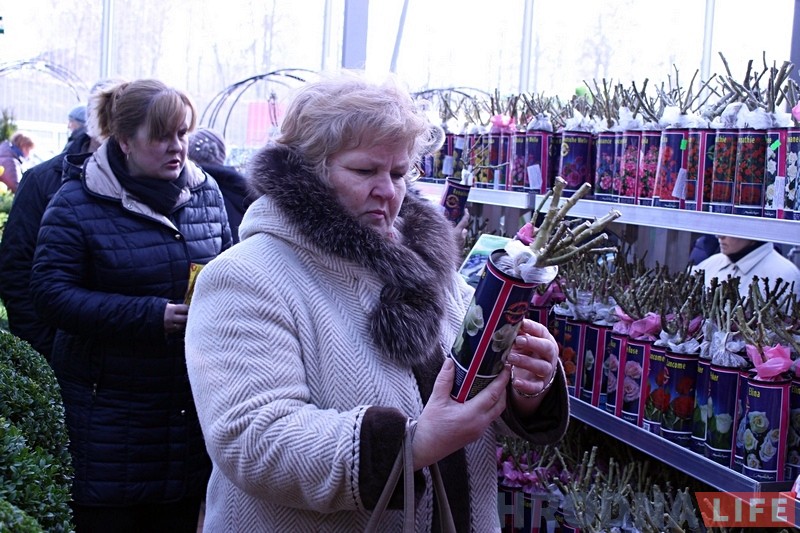 Фотарэпартаж: Самы буйны будаўнічы гіпермаркет Беларусі адкрылі ў Гродне Фотарэпартаж: Самы буйны будаўнічы гіпермаркет Беларусі адкрылі ў Гродне