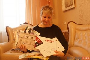 Паміж педсаветам і подыўмам. Завуч з гродзенскай школы аказалася модным дызайнерам