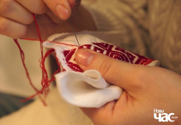 Журналістка Hrodna.life прадставіла на выставе ў Мінску "Бацькоў “Паўстанцаў”" Журналістка Hrodna.life прадставіла на выставе ў Мінску "Бацькоў “Паўстанцаў”"