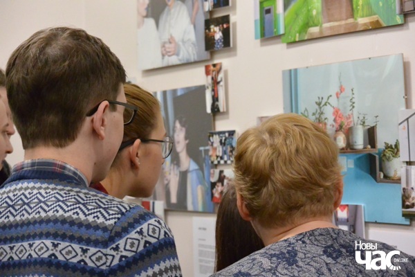 Журналістка Hrodna.life прадставіла на выставе ў Мінску "Бацькоў “Паўстанцаў”" Журналістка Hrodna.life прадставіла на выставе ў Мінску "Бацькоў “Паўстанцаў”"