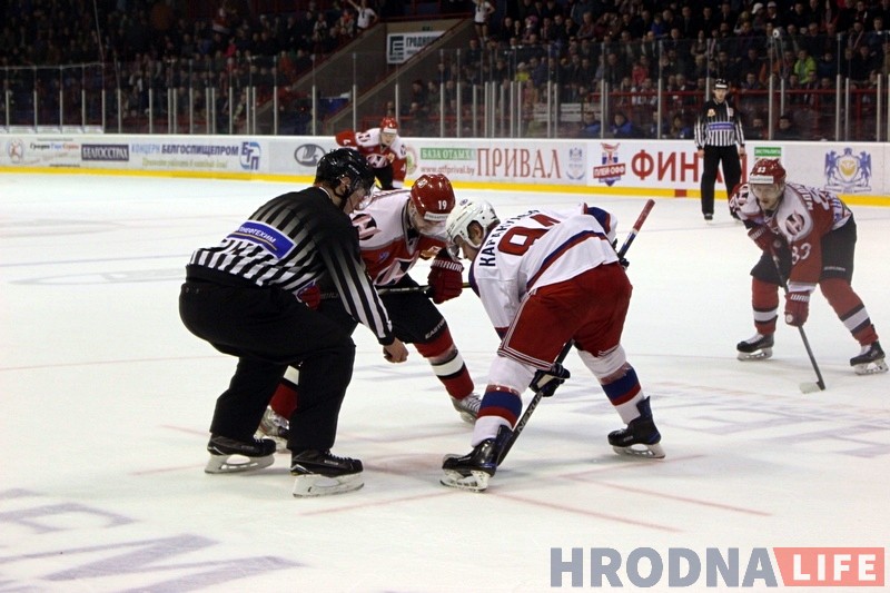 "Нёман" трэці раз абыграў "Юнацтва" ў фінальнай серыi і зараз знаходзіцца за крок да чэмпіёнства "Нёман" трэці раз абыграў "Юнацтва" ў фінальнай серыi і зараз знаходзіцца за крок да чэмпіёнства