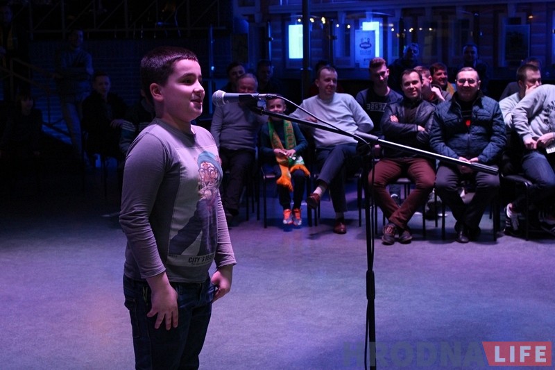 "Нёман" сустрэўся з заўзятарамі і прэзентаваў форму новага сезона "Нёман" сустрэўся з заўзятарамі і прэзентаваў форму новага сезона