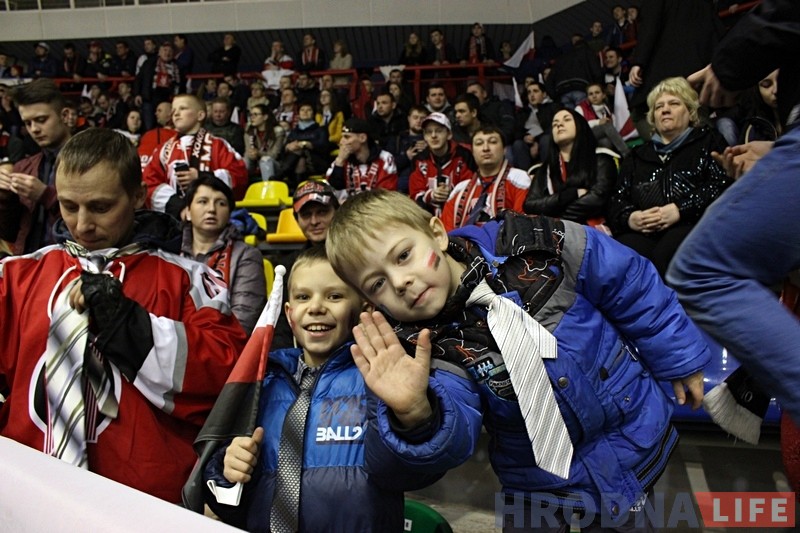 "Нёман" трэці раз абыграў "Юнацтва" ў фінальнай серыi і зараз знаходзіцца за крок да чэмпіёнства "Нёман" трэці раз абыграў "Юнацтва" ў фінальнай серыi і зараз знаходзіцца за крок да чэмпіёнства