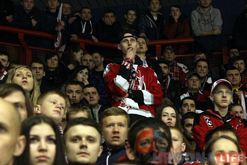 "Нёман" трэці раз абыграў "Юнацтва" ў фінальнай серыi і зараз знаходзіцца за крок да чэмпіёнства "Нёман" трэці раз абыграў "Юнацтва" ў фінальнай серыi і зараз знаходзіцца за крок да чэмпіёнства