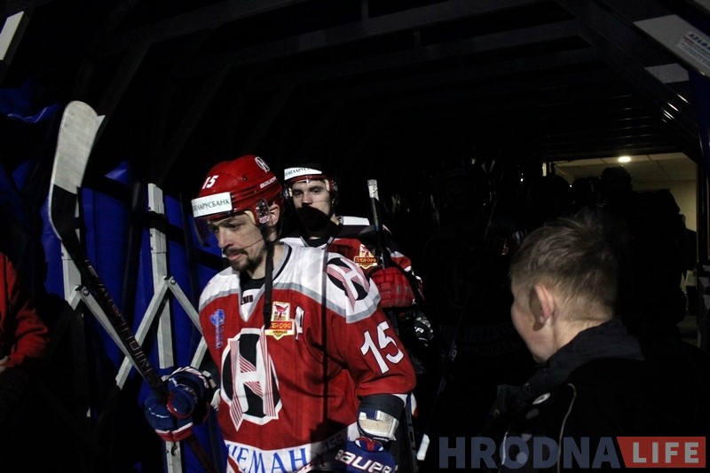 "Нёман" трэці раз абыграў "Юнацтва" ў фінальнай серыi і зараз знаходзіцца за крок да чэмпіёнства "Нёман" трэці раз абыграў "Юнацтва" ў фінальнай серыi і зараз знаходзіцца за крок да чэмпіёнства