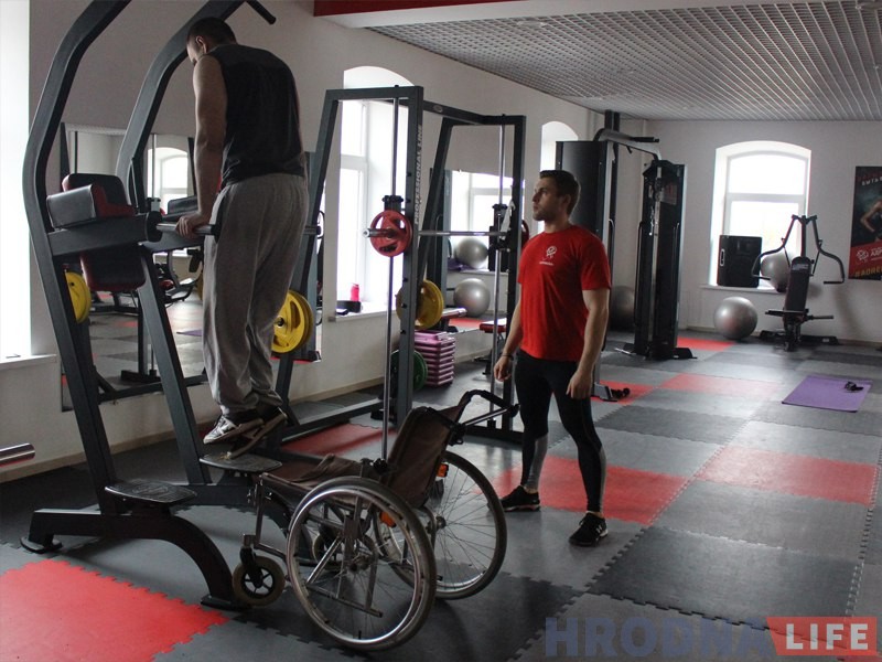 "Здавалася, гэта кропка, але ў адзін момант усё змянілася". Гродзенец пасля цяжкіх траўмаў збіраецца зноў хадзіць "Здавалася, гэта кропка, але ў адзін момант усё змянілася". Гродзенец пасля цяжкіх траўмаў збіраецца зноў хадзіць