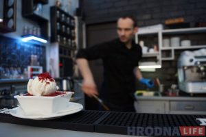 Гадзіна з жыцця гродзенскай кавярні вачыма турысткі-фатографкі