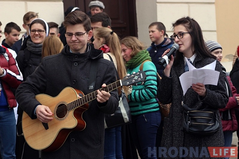 У Вербную нядзелю каталікі традыцыйна прайшлі ўрачыстай працэсіяй па цэнтры горада У Вербную нядзелю каталікі традыцыйна прайшлі ўрачыстай працэсіяй па цэнтры горада