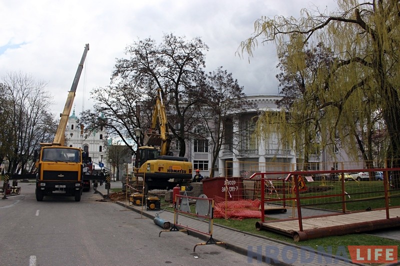 За тэкстыльшчыкамi пачалі капаць: пакуль проста мяняюць цеплатрасу